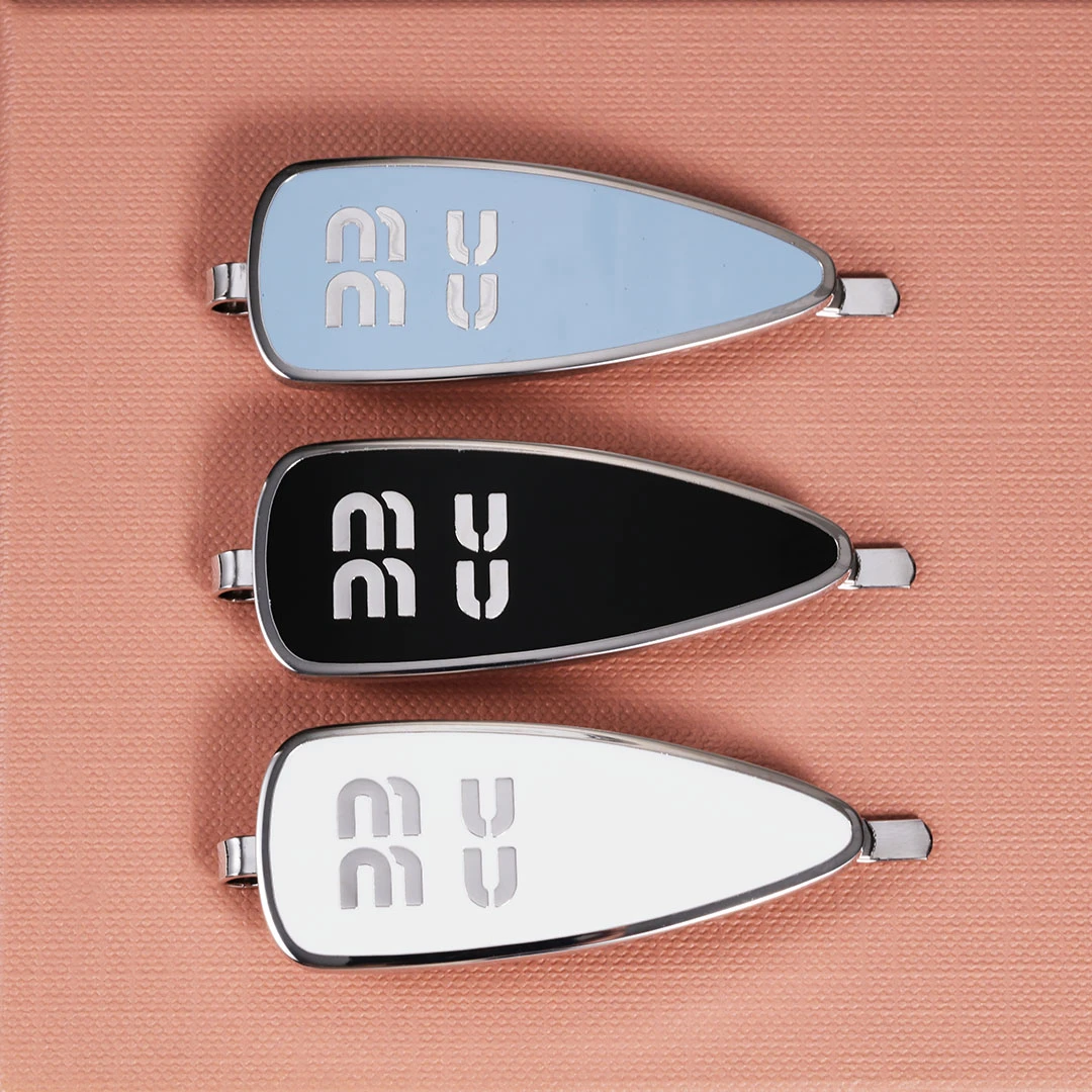 25春夏新款珐琅金属字母发夹边夹一字夹刘海侧边夹高级感发卡女