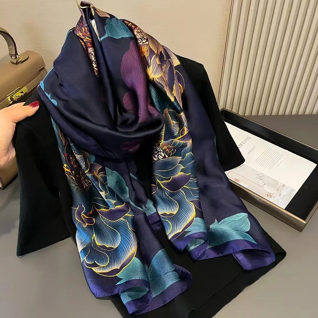 藏青牡丹180*80云锦缎长巾