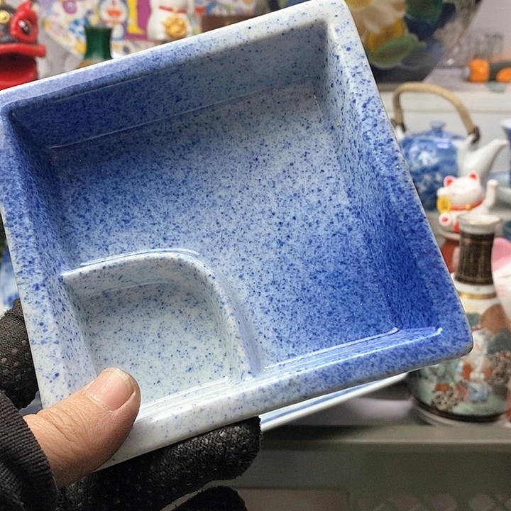瓷片嘟*君谢谢啦啊兄弟你还没有下班