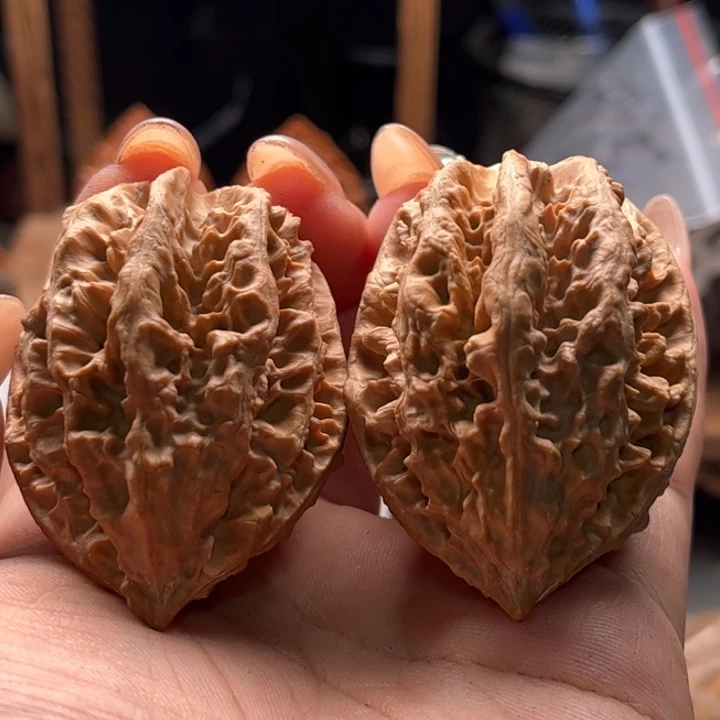 6****文玩核桃把件楸大胖103