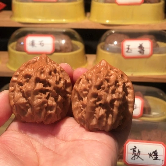 文玩核桃把件核欢