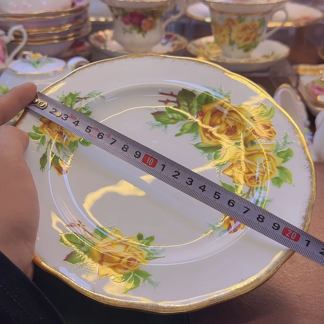 摆件欧洲瓷器收藏鉴赏博览中心