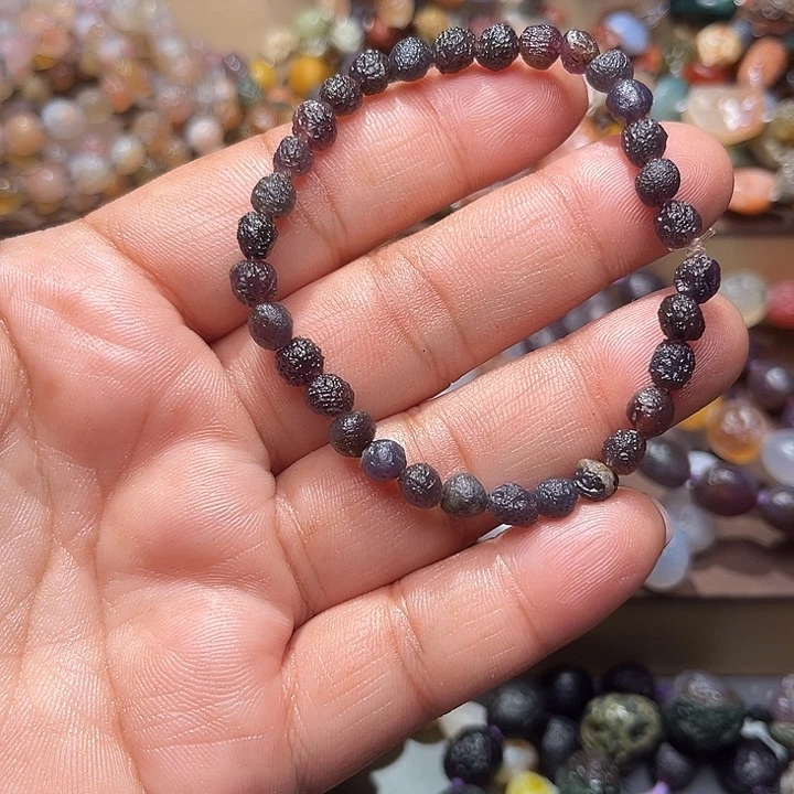 阿拉善彩玛瑙手串