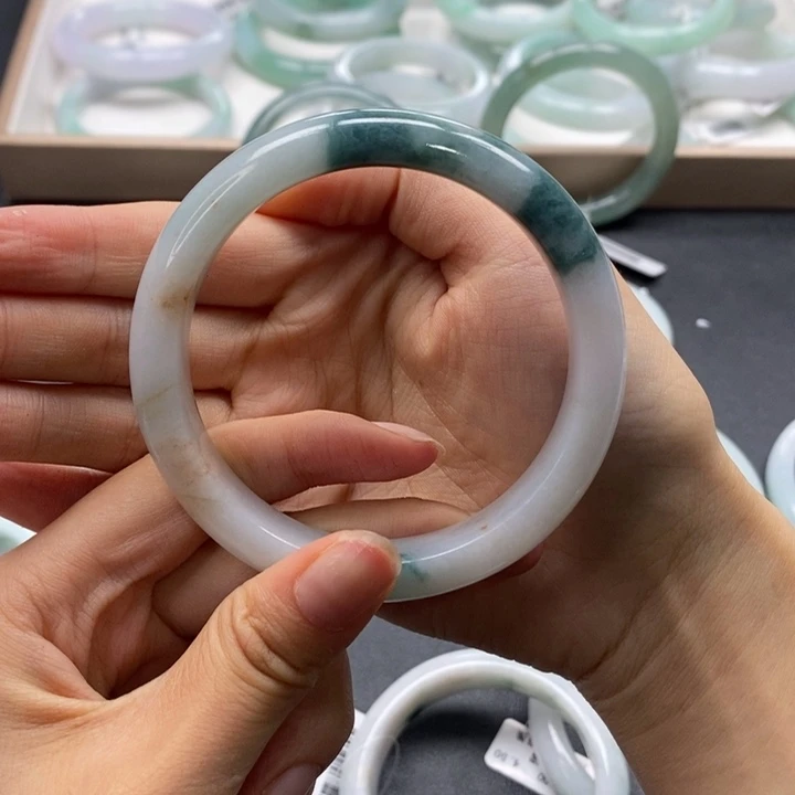 未镶嵌手镯翡翠天然缅甸翡翠