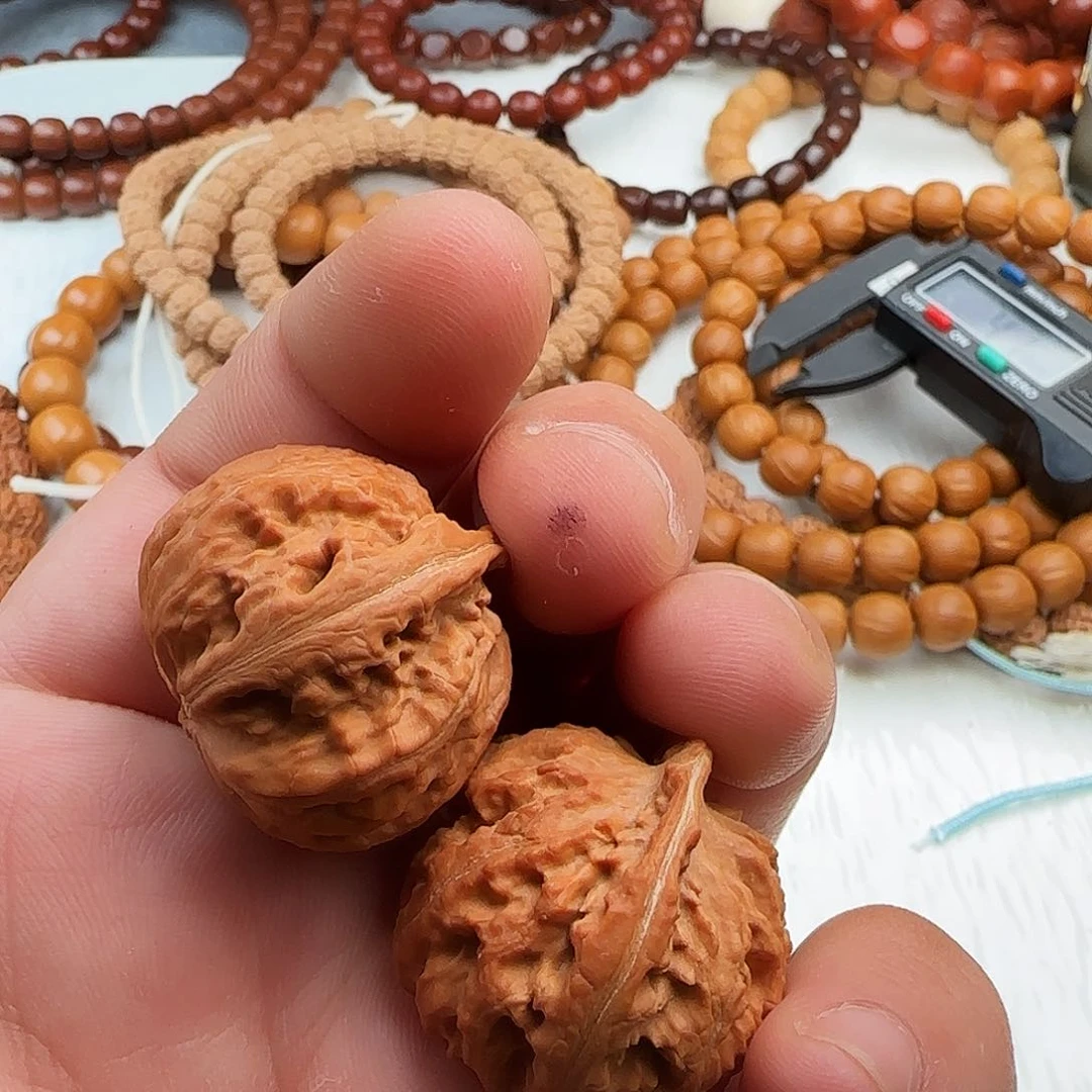 文玩核桃吊坠1601霸王龙秋子30+