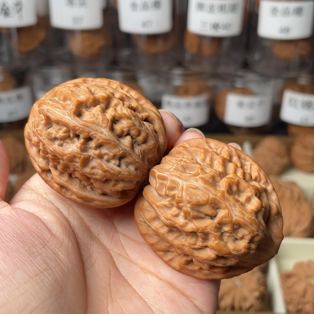 把件文玩核桃全品43红锦鲤