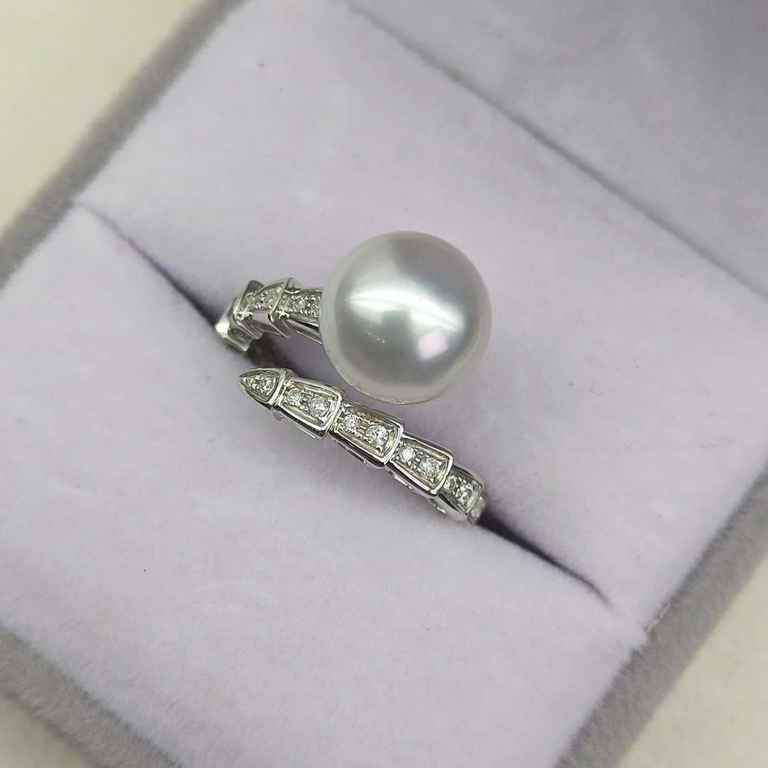 【瑞米珍珠】澳白18k镶钻蛇型戒指10-11mm