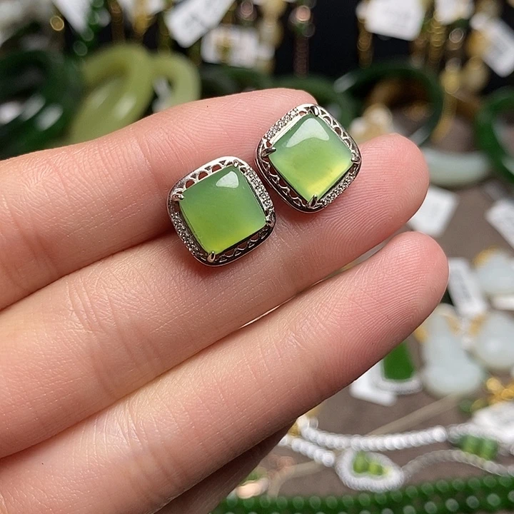 和田玉银S925镶嵌耳饰