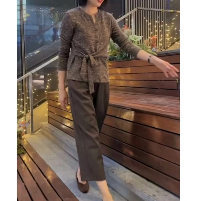 时尚潮流百搭精品女装dgd4438