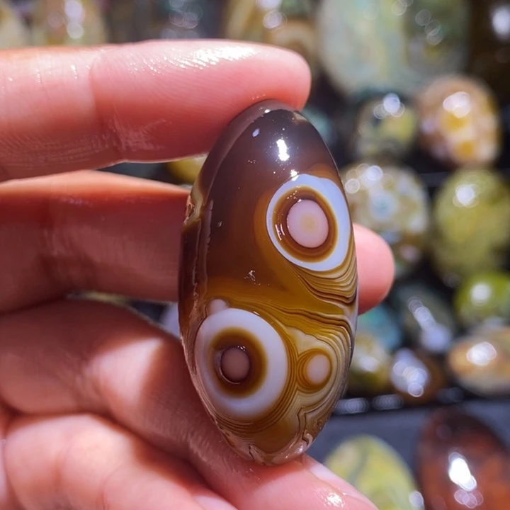 未镶嵌玛瑙/玉髓珠宝奇石