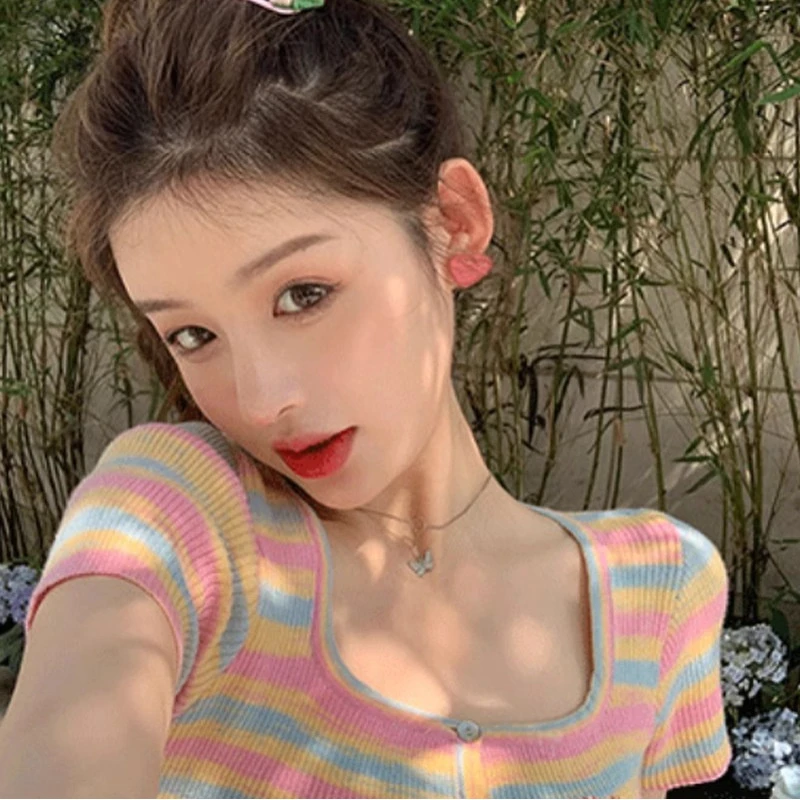 甜美减龄条纹正肩短袖针织女夏日多巴胺穿搭修身短款针织开衫上衣
