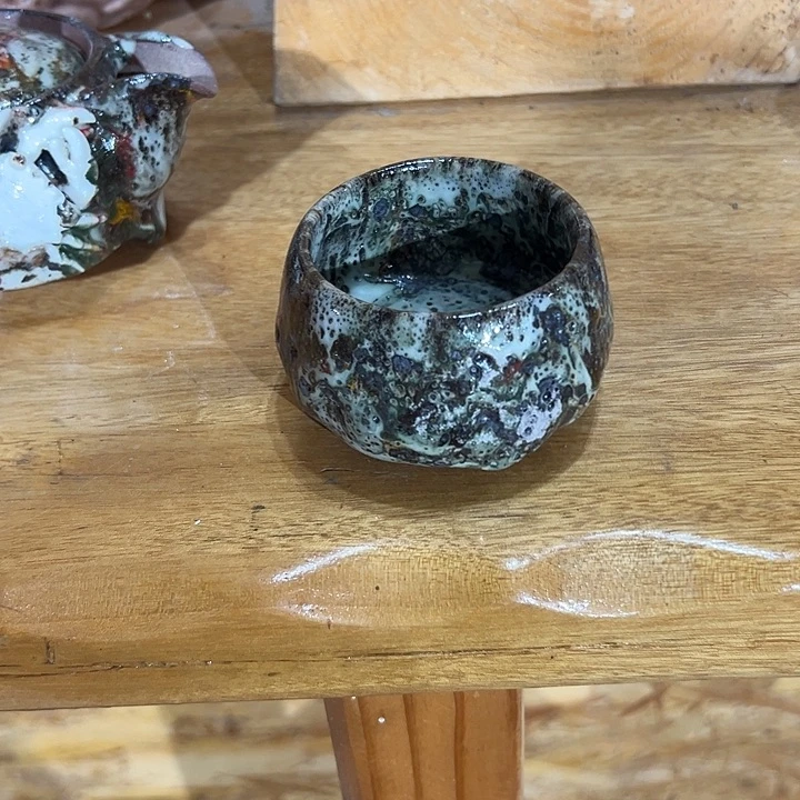 邹***憨陶瓷制品 陶瓷制品