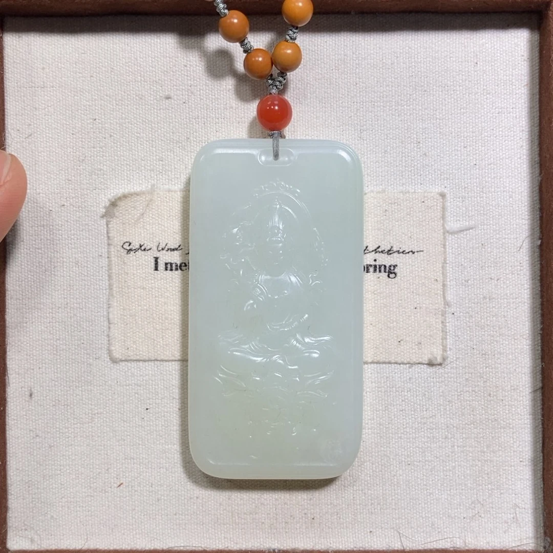 和田玉（糖玉）颈饰未镶嵌