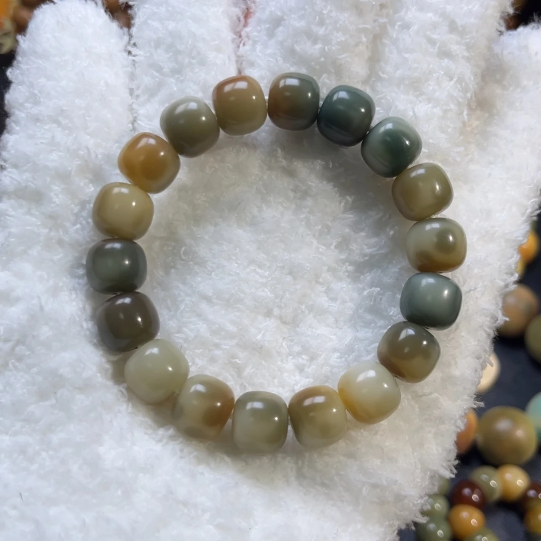 菩提根/象牙果吊坠绿飘桶珠卡13 181