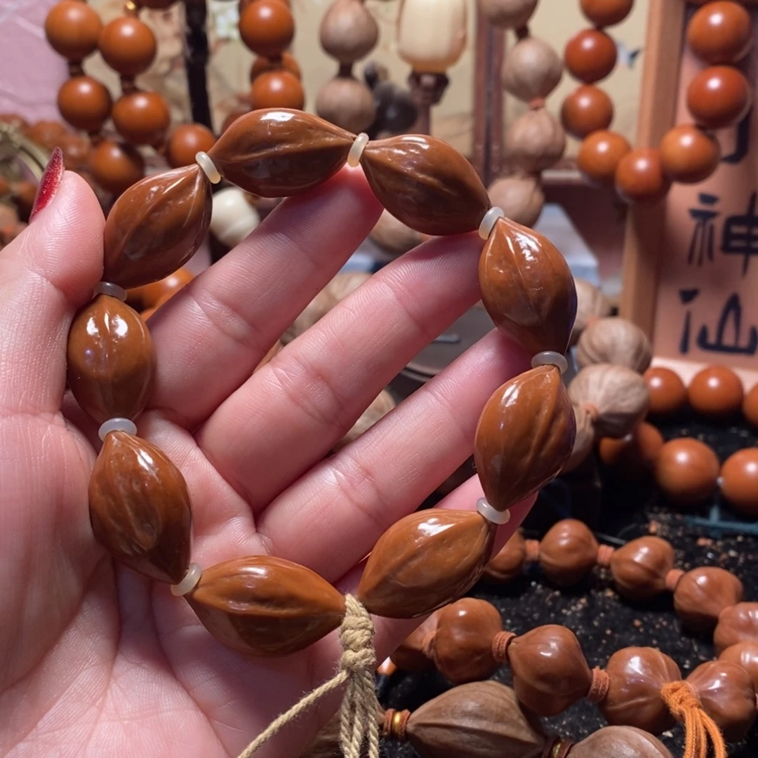 橄榄核手串/手链三面佛