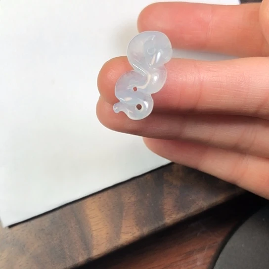 翡翠未镶嵌颈饰缅甸A货，每天下午1点半开播