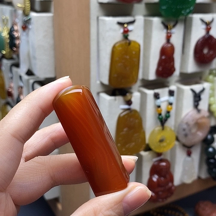 石英质玉未镶嵌珠宝奇石