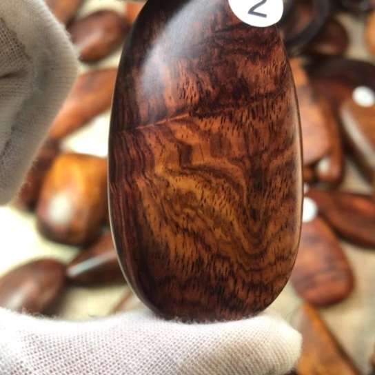 黄花梨/降香黄檀海南黄花梨水波小牌子一个