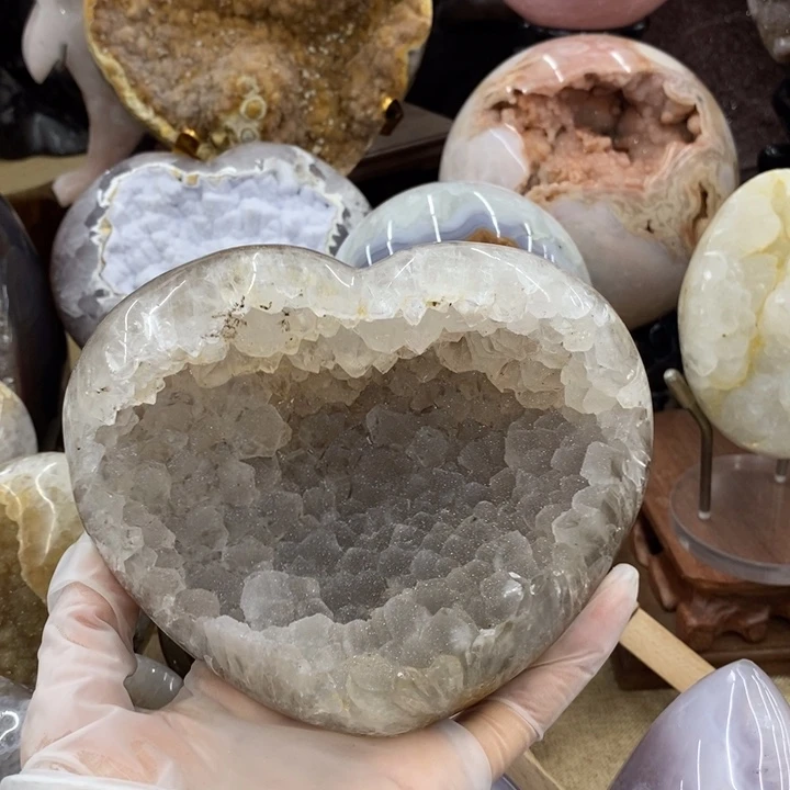 紫晶未镶嵌珠宝半成品90