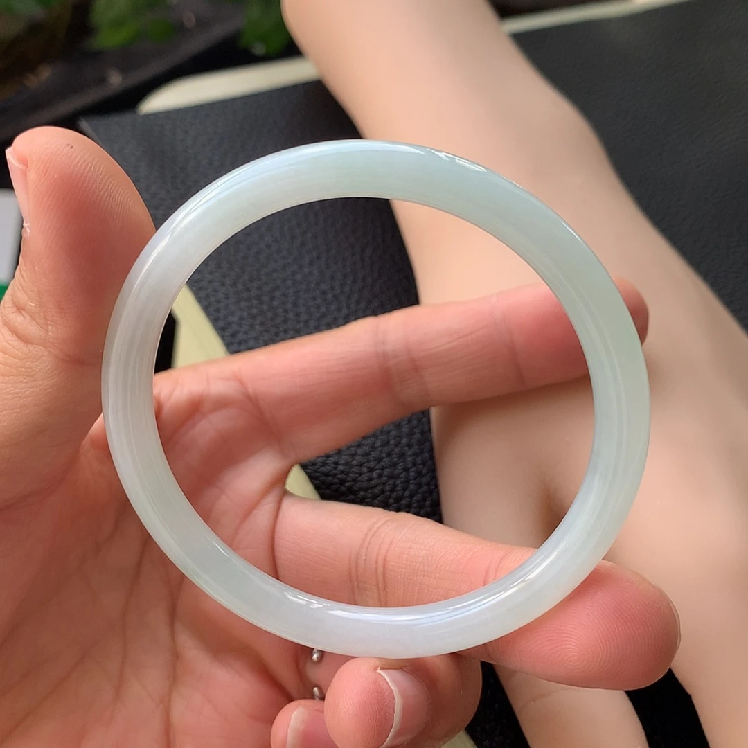 翡翠未镶嵌手镯2号