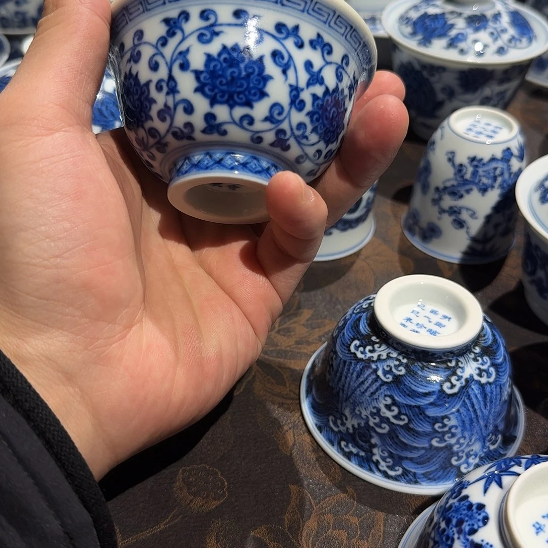 Q***Q陶摆件景德镇高端陶瓷缠枝杯