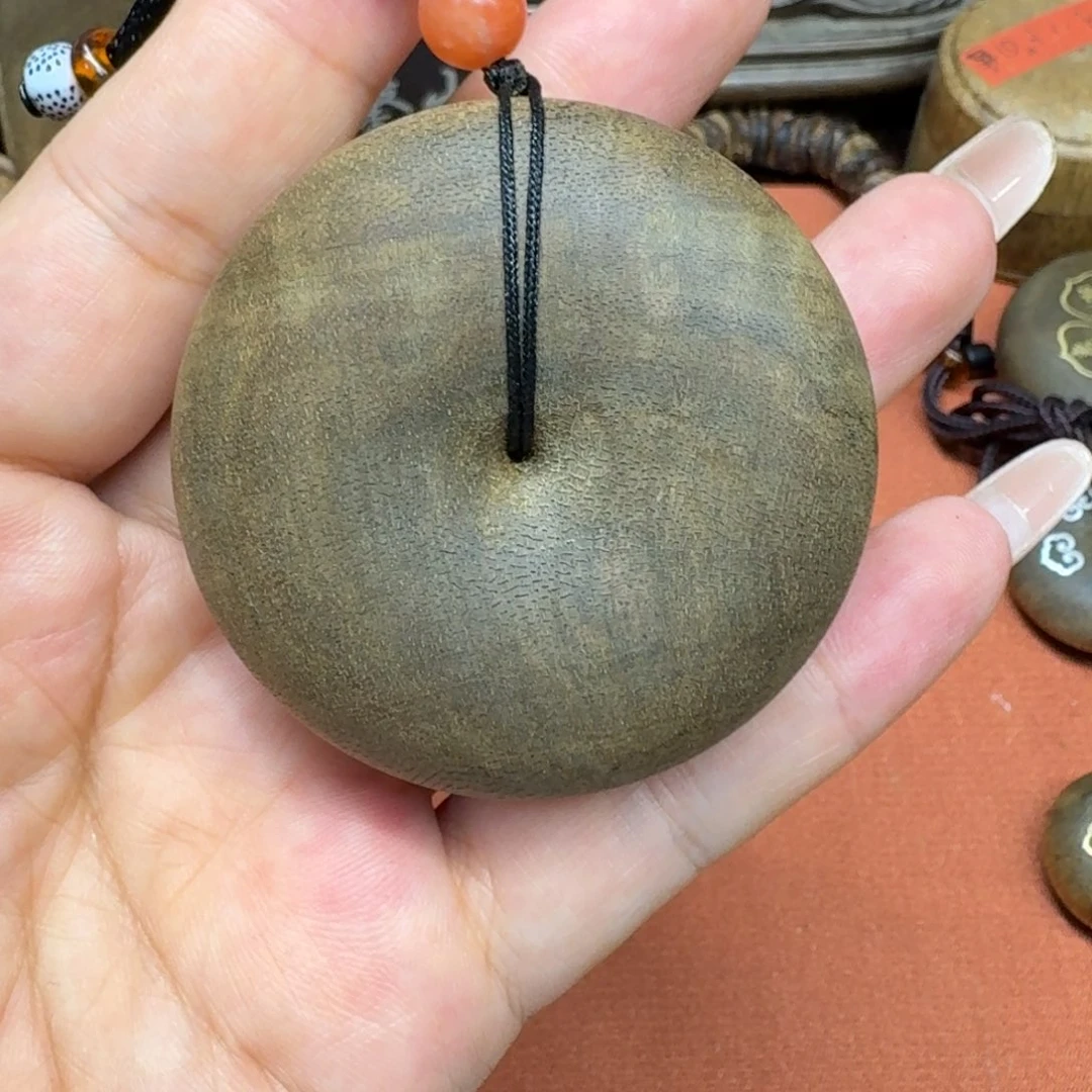 大叶紫檀（黑酸枝木类）