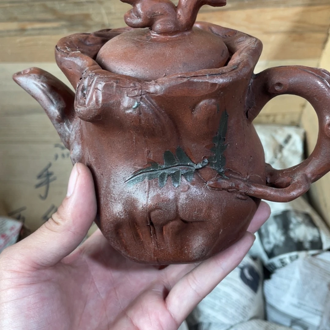 紫砂茶壶老厂紫砂壶一件。