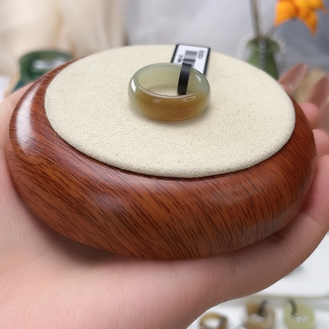 和田玉未镶嵌戒指一口糖轮胎18.2v19