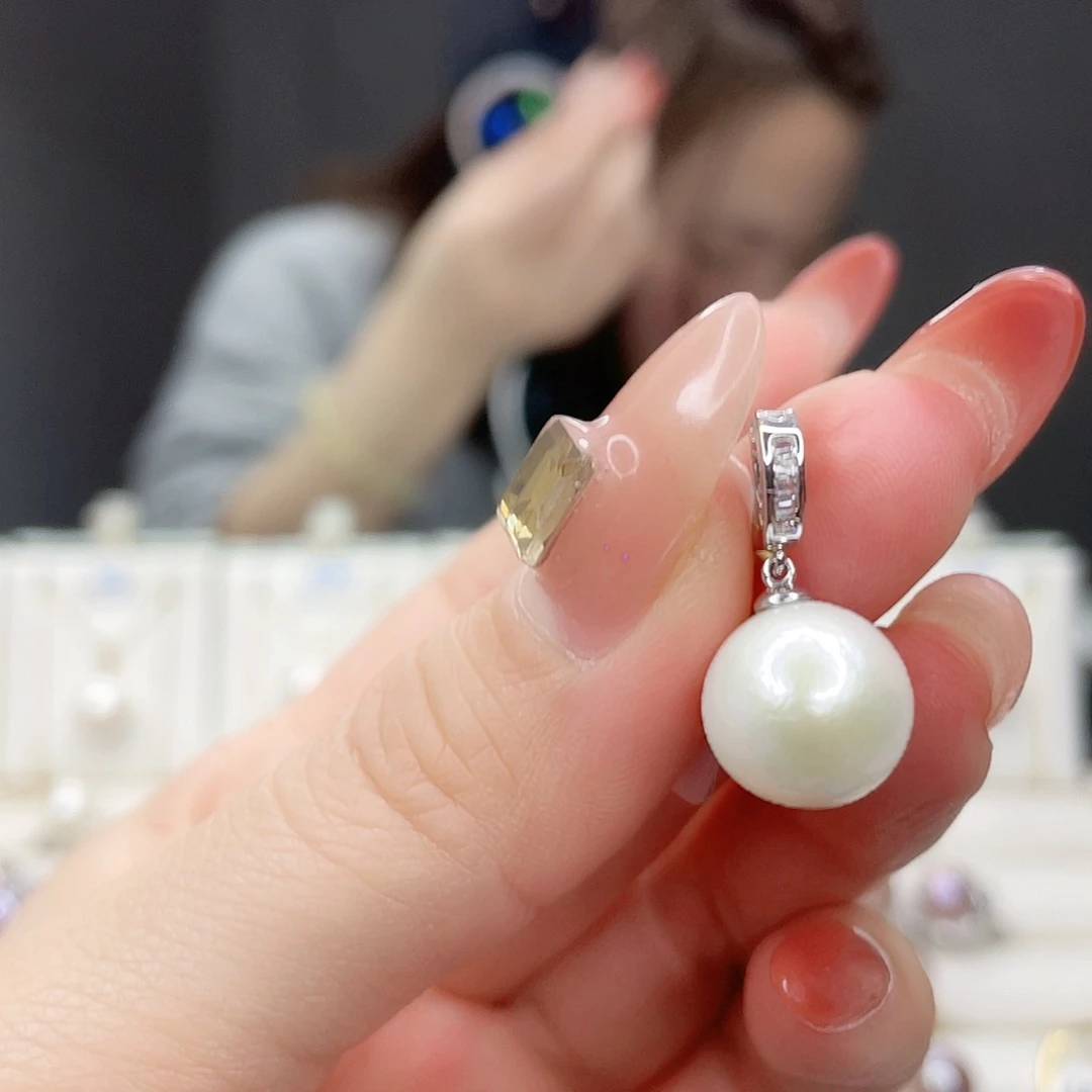 淡水珍珠颈饰未镶嵌