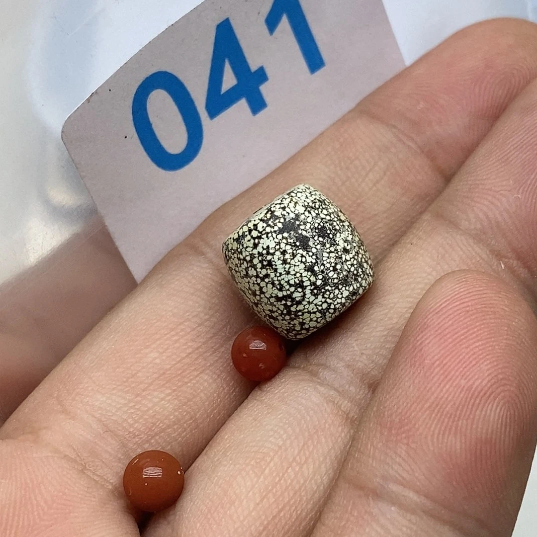 玛瑙/玉髓未镶嵌珠宝奇石