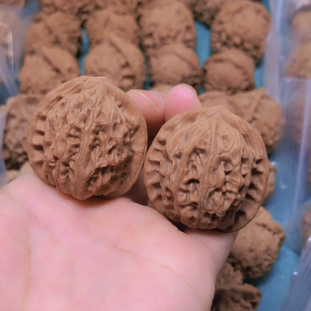 【闪购商品】摆件核桃冰**谷35赤灵全品