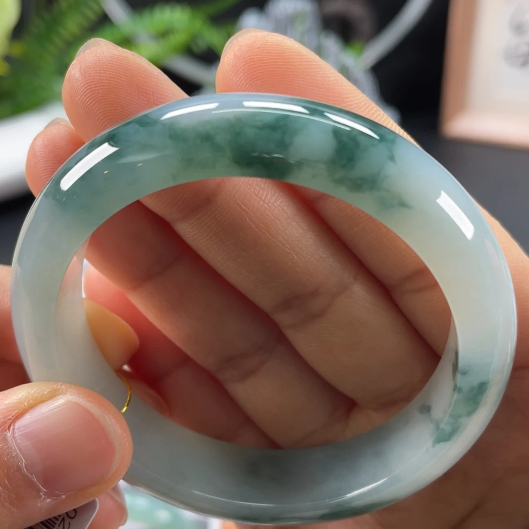 翡翠手镯未镶嵌冰胶飘花翡翠手镯