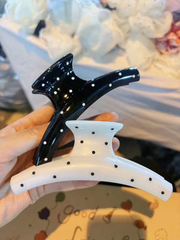 新款波点抓夹鲨鱼夹法式简约网红