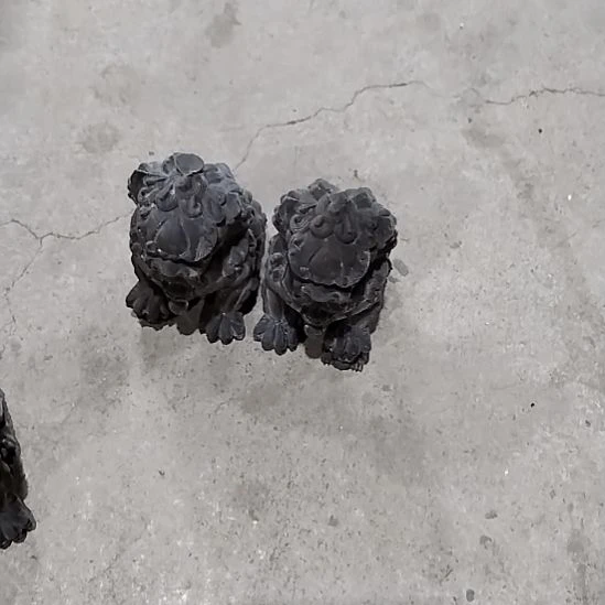 密***码黄色的装饰品摆件