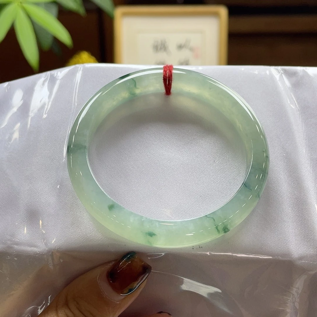 翡翠未镶嵌手镯57 号链接