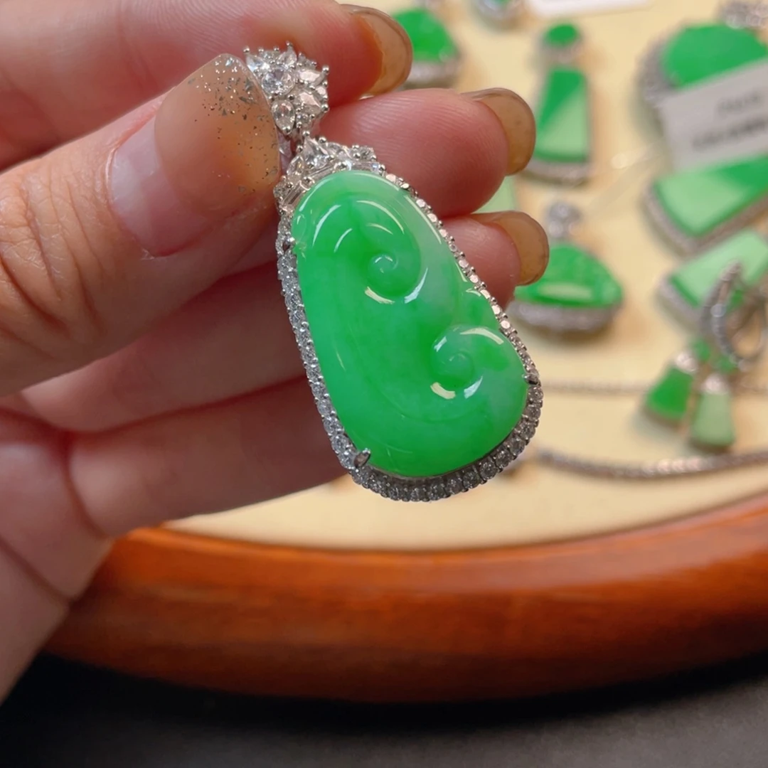 翡翠吊坠(不含链)银S925镶嵌