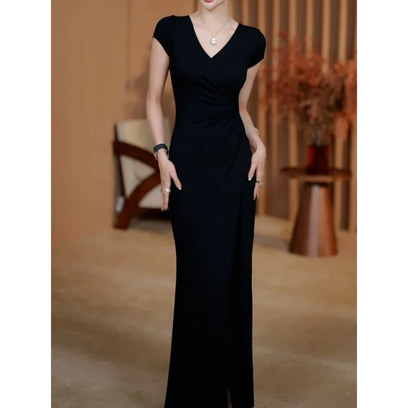 气质女神范纯色收腰显瘦包臀裙2025夏季新款高级感轻奢知性风衣服