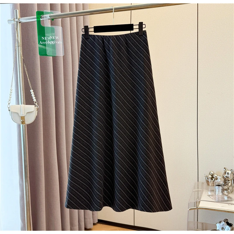 复古气质高腰显瘦半身裙女秋季宽松斜条纹A字裙毛呢小香风包臀裙