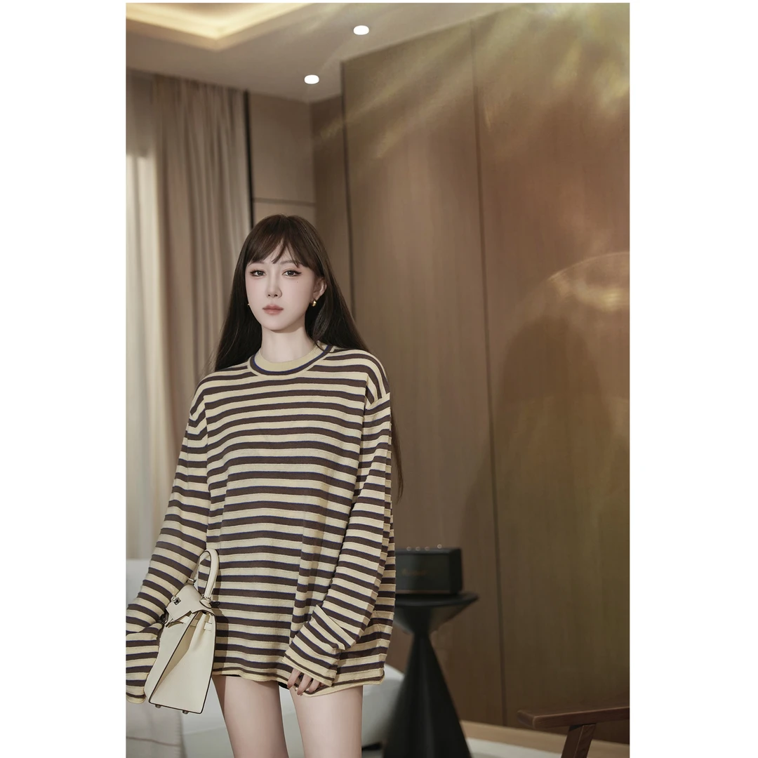 特 LMERENCE"肯豆风“棕色纯羊毛条纹T恤