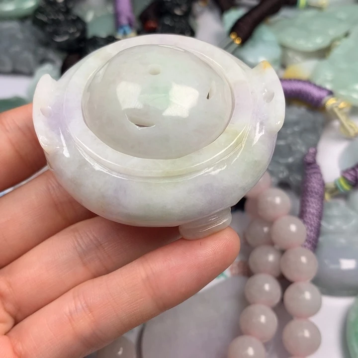 祉***9颈饰未镶嵌翡翠翡翠