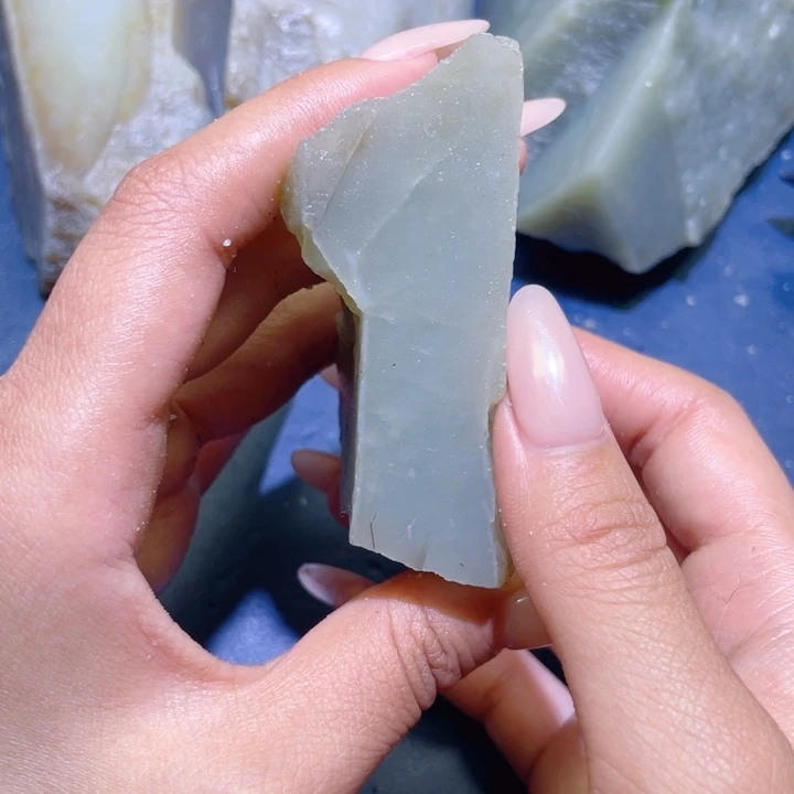 和田玉未镶嵌珠宝半成品