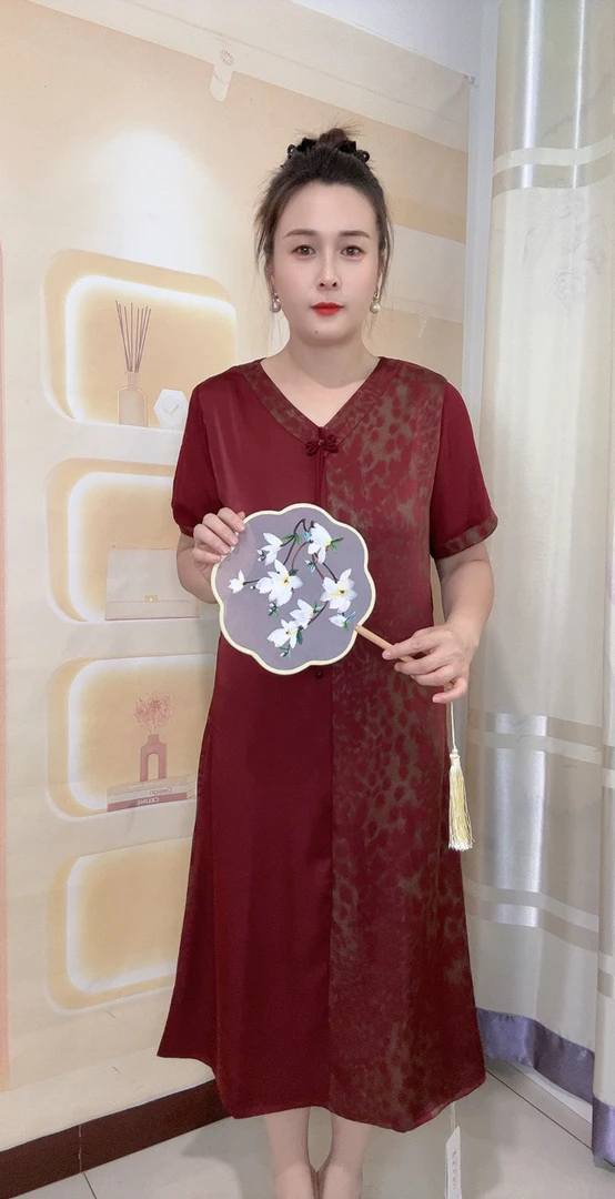 新款时尚减龄撞色V领豹纹拼接短袖连衣裙宽松遮肉显瘦