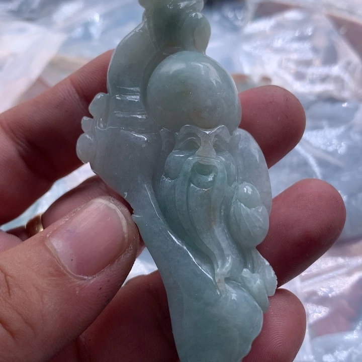 星***瀚翡翠未镶嵌颈饰保真天然a货翡翠