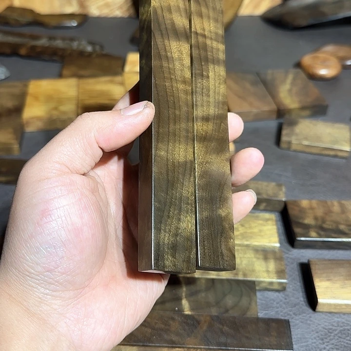 哇***哈阴沉木直播间一物一拍截图