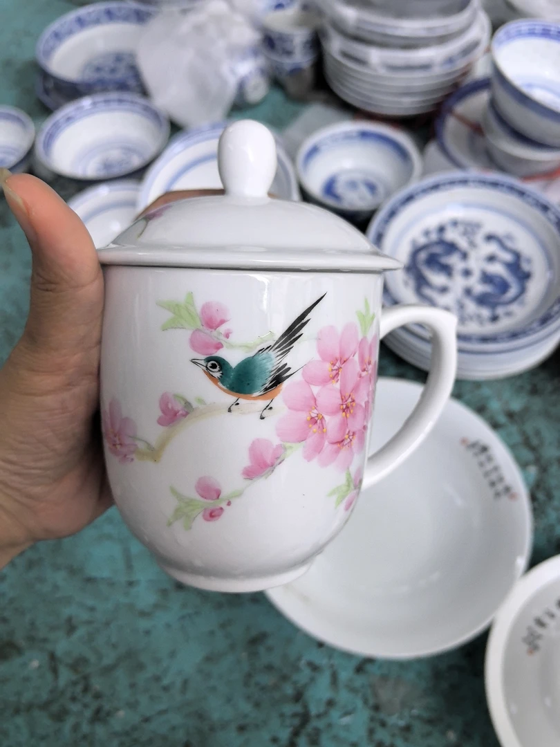 景德镇陶瓷手绘水点桃花办公杯  微瑕 小