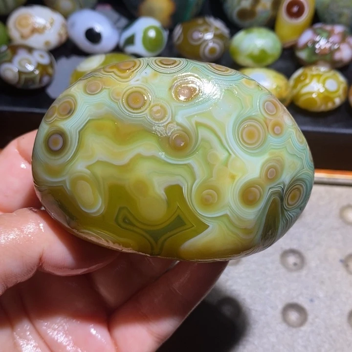 未镶嵌玛瑙/玉髓珠宝半成品79