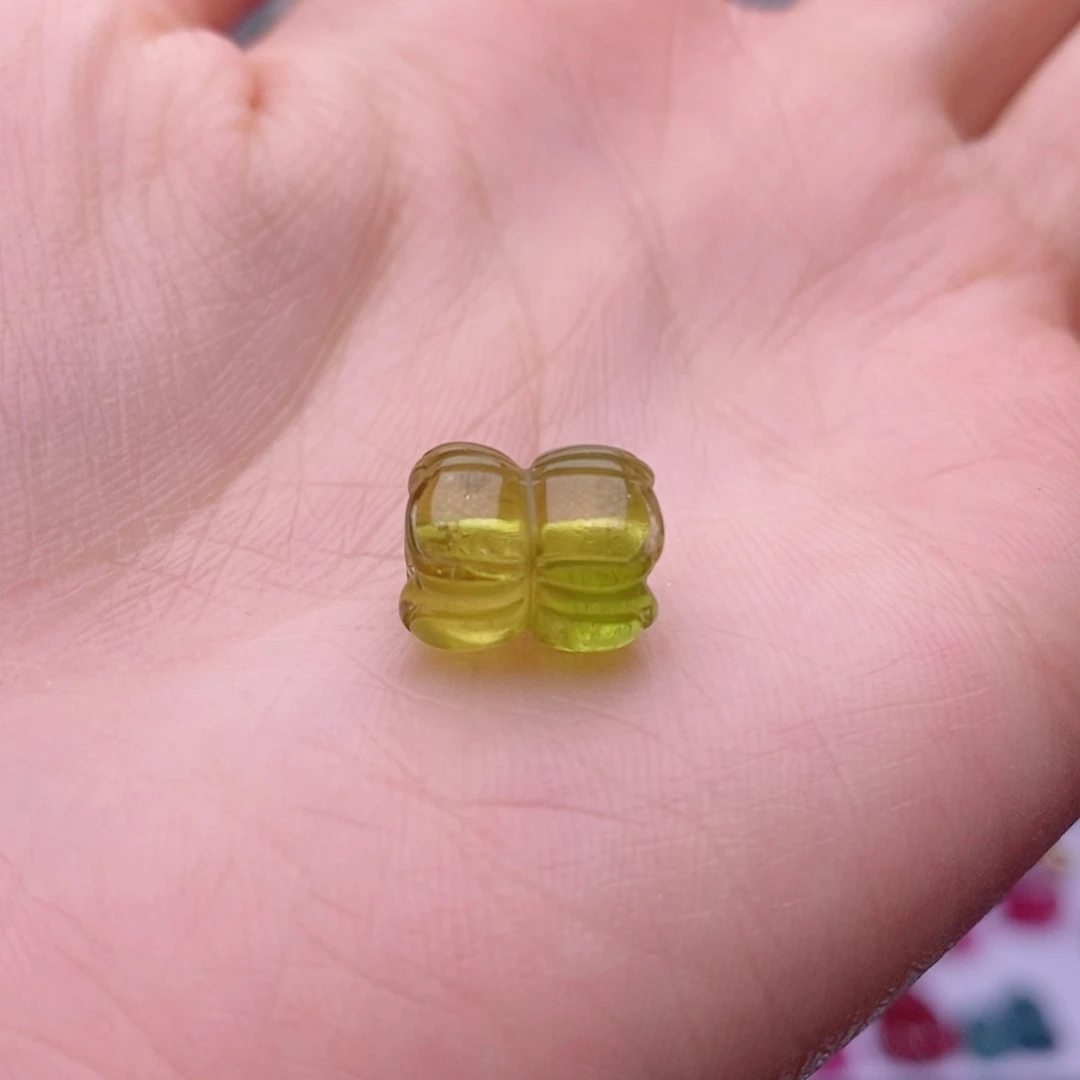 颈饰未镶嵌碧玺并蒂莲花单颗yy