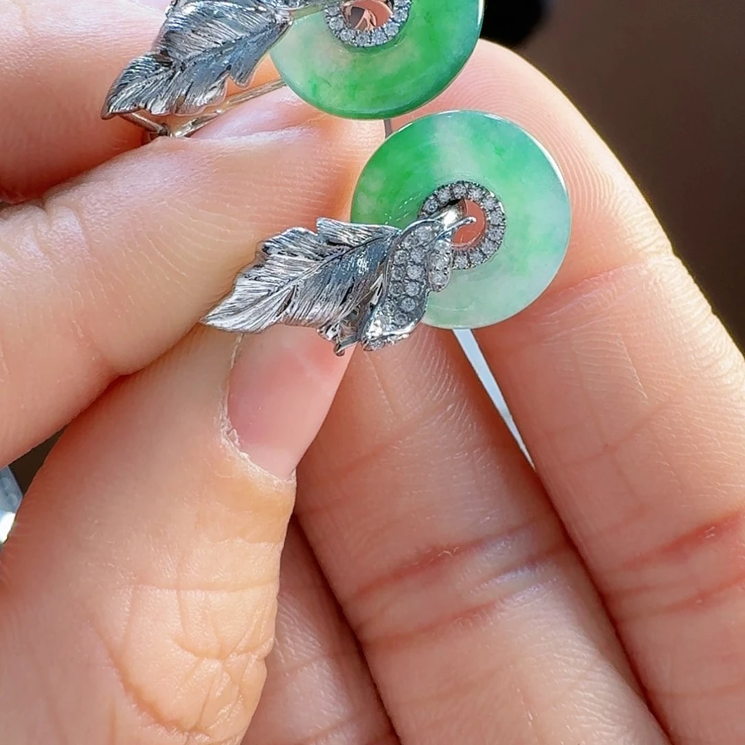 翡翠耳饰18K金镶嵌耳饰