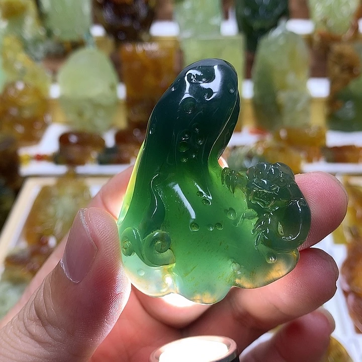 蛇纹石玉未镶嵌珠宝半成品