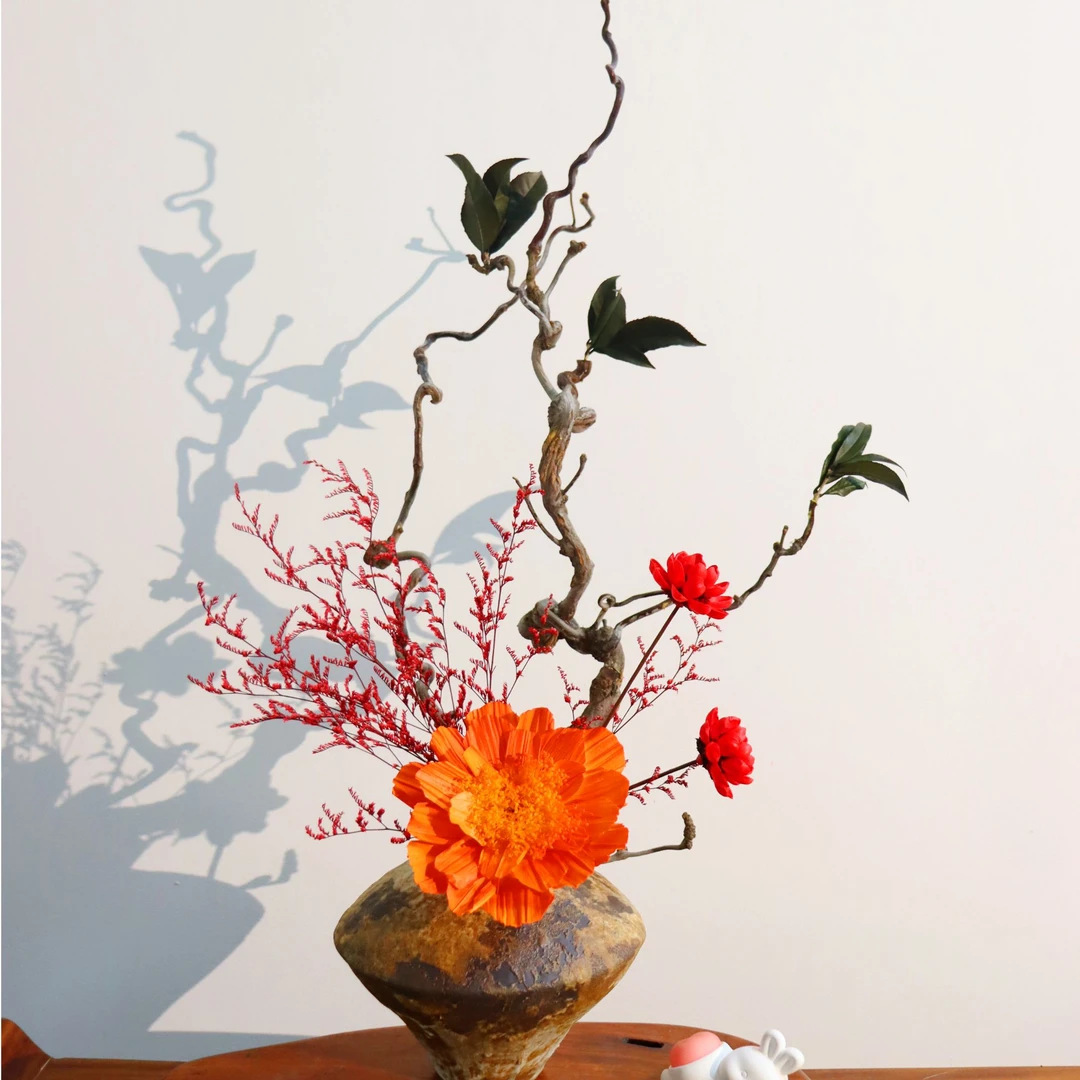 大家一起来插花创作类摆件一物一拍(多款）领50优惠券